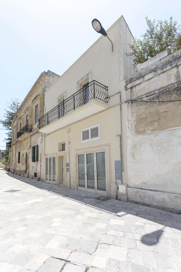 La Loggia Dei Rayno Bed and Breakfast Lecce Exterior foto